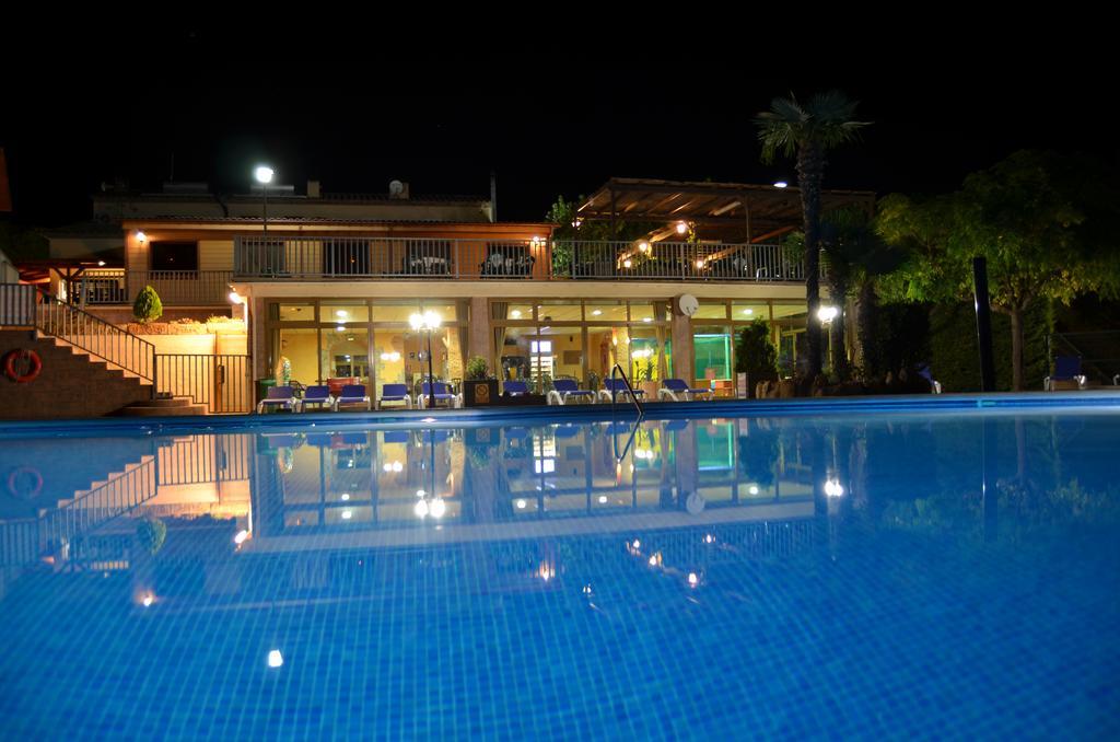 Vilanova de Prades Camping Bungalow Serra De Prades Resort מראה חיצוני תמונה